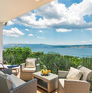 ***** Panoramic Sea View Hideaway App Διαμέρισμα Crikvenica Exterior photo