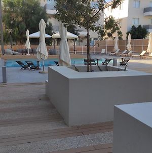 Cosy Apartment In A Luxury Resort Παραλίμνι Exterior photo