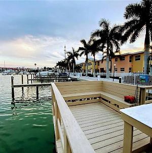 Beautiful Condo Steps From The Beach And Gulf Clearwater Beach Exterior photo