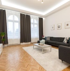 Space And Style In The Heart Of Budapest W 2Br&2Bt Exterior photo