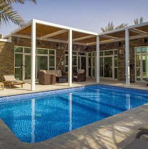Dar 66 Pool Chalets With Jacuzzi In 3Br Βίλα Ρας Αλ Χαιμά Exterior photo