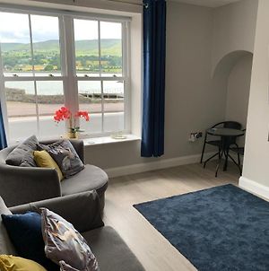 Luxurious Ground Floor Seafront Central Apartment , Tourism Ni Approved Warrenpoint Exterior photo