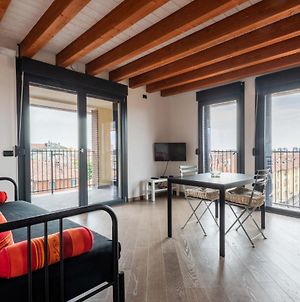 Amazing Flat With A View And Terrace On Navigli By Easylife Διαμέρισμα Μιλάνο Exterior photo