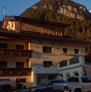 Ferienhaus Zentral Διαμέρισμα Pettneu am Arlberg Exterior photo