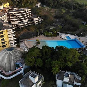 Casa De Campo Em Resort Com Banheiras Agua Termal Santo Amaro da Imperatriz Exterior photo