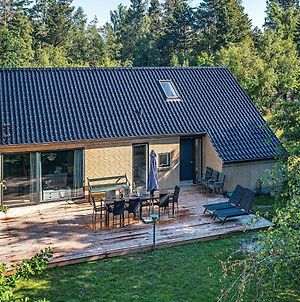 10 Person Holiday Home In V Ggerl Se Bøtø By Exterior photo