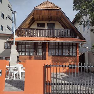 Apartamento Estilo Chale - Enxaimel Διαμέρισμα Bombinhas Exterior photo