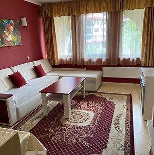 Chervenata Shapchitza Apartament Grand Manastira Παμπόροβο Exterior photo