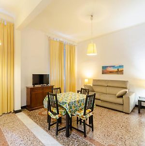 Altido Spacious 1-Br Flat In The Centre Of Γένοβα Exterior photo