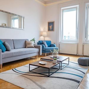 Chic Central Flat With River View Βουδαπέστη Exterior photo