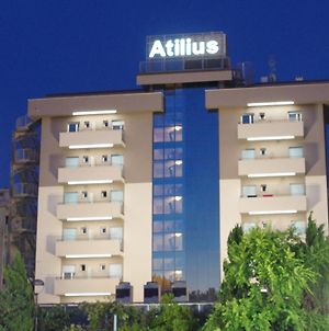 Hotel Atilius & Suites Ριτσόνε Exterior photo