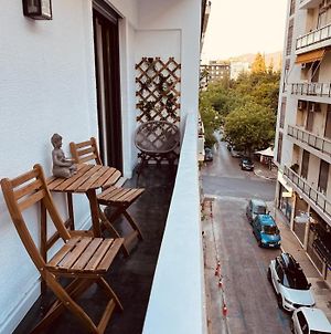 2 Bedroom Apt - Live Like A Local In Kolonaki Αθήνα Exterior photo