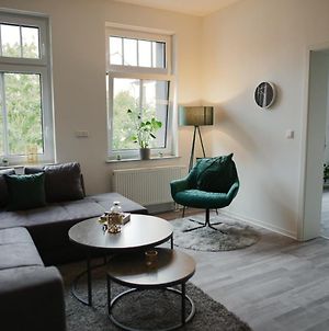 Aur Design Apartment Mit Grill & Balkon - Kingsize - Kaffee - Netflix In Allen Schlafzimmern Μαγδεβούργο Exterior photo