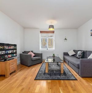 Lovely 2 Bed With With Private Patio London Eye Διαμέρισμα Exterior photo