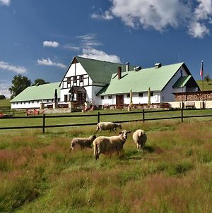 Farma Hvozd Ξενοδοχείο Krompach Exterior photo