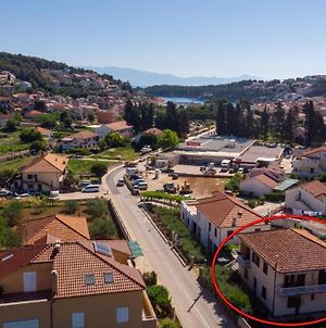 Apartments And Rooms With Parking Space Jelsa, Hvar - 4028 Jelsa  Exterior photo