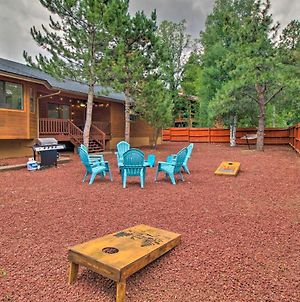 Modern Pinetop Cabin With Game Area, Deck And Fire Pit Βίλα Indian Pine Exterior photo
