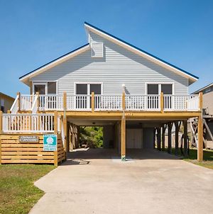 Changes In L'Attitude By Oak Island Accommodations Exterior photo