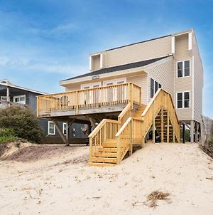 Double T By The Sea By Oak Island Accommodations Exterior photo