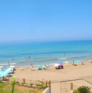 Beachfront Loft Apartment - Agios Gordios, Corfu Άγιος Γόρδιος Exterior photo