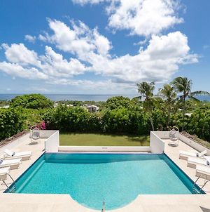 Ultra Luxury Infinity Pool Villa On Platinum Coast Gated Development Άγιος Ιάκωβος Exterior photo