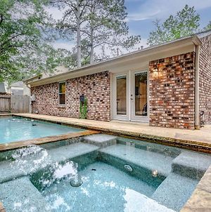 Pool & Spa! Whimsical Heart Of The Woodlands Spring Exterior photo