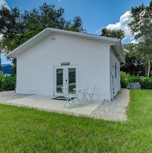 Guest House In A Downtown Bonita Springs Compound Exterior photo
