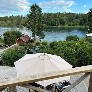 Exclusive Guesthouse With Stunning Seaview! Värmdö Exterior photo