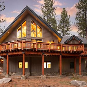 Coyote Moon By Avantstay Cabin Wsauna Mins From Dt Truckee Northstar Exterior photo