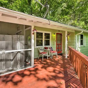 Tranquil Creekside Cottage With Deck And Lanai Franklin Exterior photo