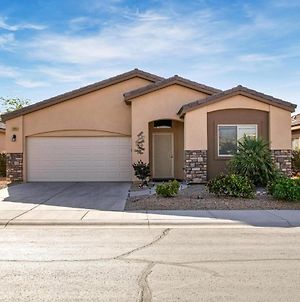 Desert Haven Mountain View Home By J And Amy Bl91136 Mesquite Exterior photo