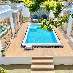 Moringa Resort - Studio B With Pool, Open Air Shared Shower Bath Βίλλεμσταντ Exterior photo