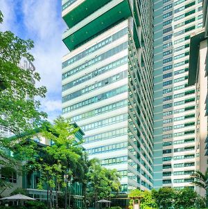 Aruga Apartments By Rockwell Makati Μανίλα Exterior photo