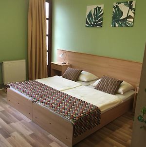 A Barany Bed and Breakfast Kaposvár Exterior photo