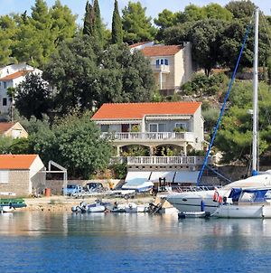 Apartments And Rooms By The Sea Lumbarda, Korcula - 4442 Exterior photo