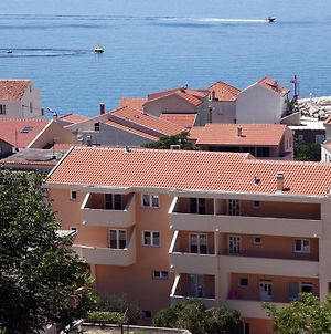 Apartments And Rooms By The Sea Tucepi, Makarska - 6058 Exterior photo