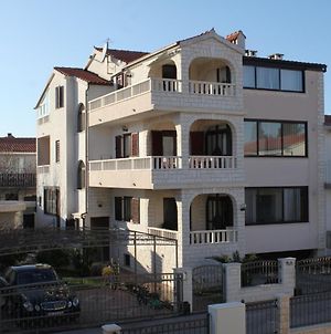 Apartments With A Parking Space Okrug Gornji, Ciovo - 7546 Τρογκίρ Exterior photo
