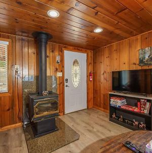 Acorn Cabin - Charming Place, Your Getaway To Yosemite, Bass Lake Βίλα Oakhurst Exterior photo
