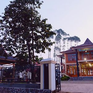 Villa Cempaka Pangalengan Cibeureum  Exterior photo