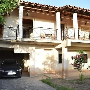Zissi'S House Βίλα Κακόβατος Exterior photo