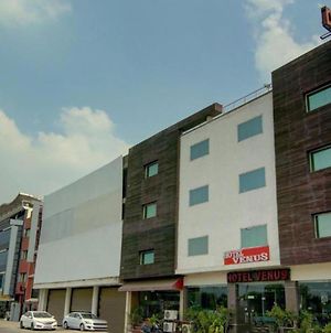 Hotel Venus Plaza- Near Delhi Airport Νέο Δελχί Exterior photo