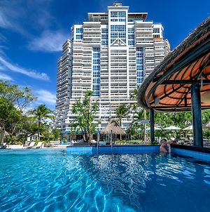 Andaman Beach Suites Hotel - Sha Extra Plus Patong Exterior photo