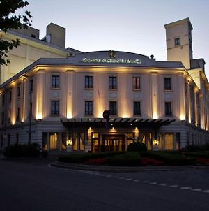 Grand Visconti Palace Ξενοδοχείο Μιλάνο Exterior photo