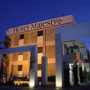 Hotel Majesty Μπάρι Exterior photo