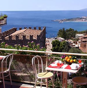 Hotel Mediterranee Ταορμίνα Exterior photo