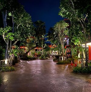 Wow Phuket Ξενοδοχείο Exterior photo