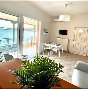 Seaside Apartment In Glyfada-Trizonia Γλυφάδα Φωκίδας Exterior photo