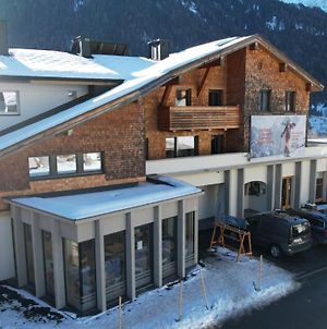 Sport Matt Appartement Pettneu am Arlberg Exterior photo