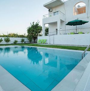 Amazing Villa Chrysanthi With Private Swimming Pool In Heraklion Epano Vathia Exterior photo