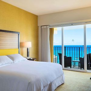 Hilton Waikiki Beach Ξενοδοχείο Χονολουλού Room photo